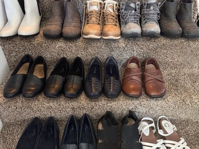 Women's Shoe Lot - 10 Pairs Various Brands (Skechers, Clarks, Easy Street)