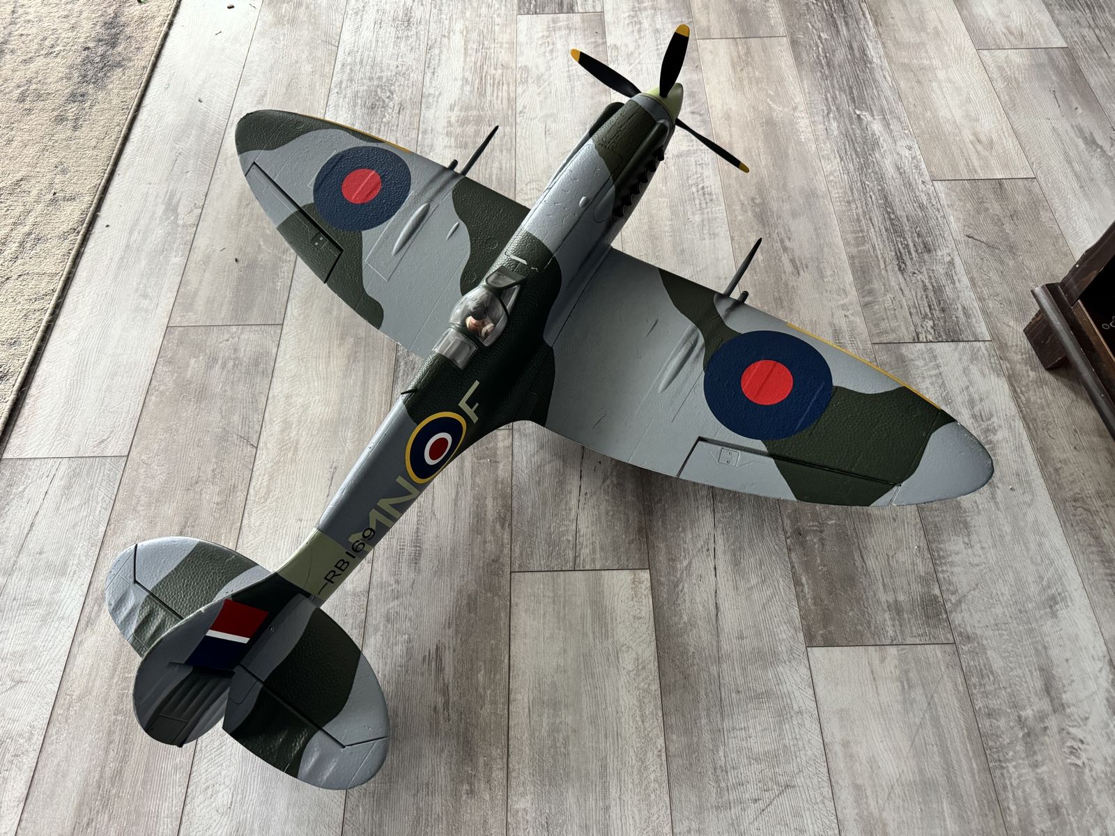 E-flight Spitfire Mk XIV 1.2 BNF RC Plane 6-ch