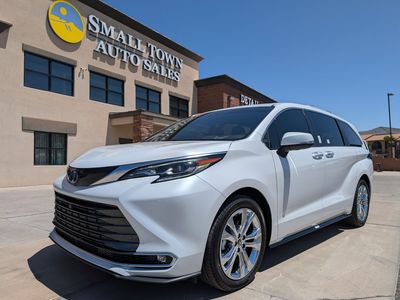 2024 Toyota Sienna Platinum 7-Passenger