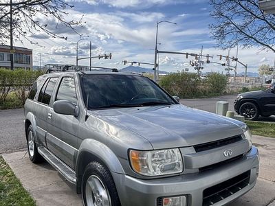 2001 INFINITI QX4