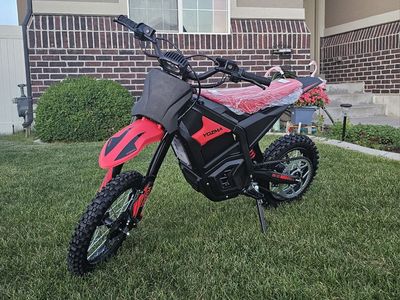 Yozma IN10 Electric Dirt Bike - Brand New - 40MPH - 53 Mile Range #338