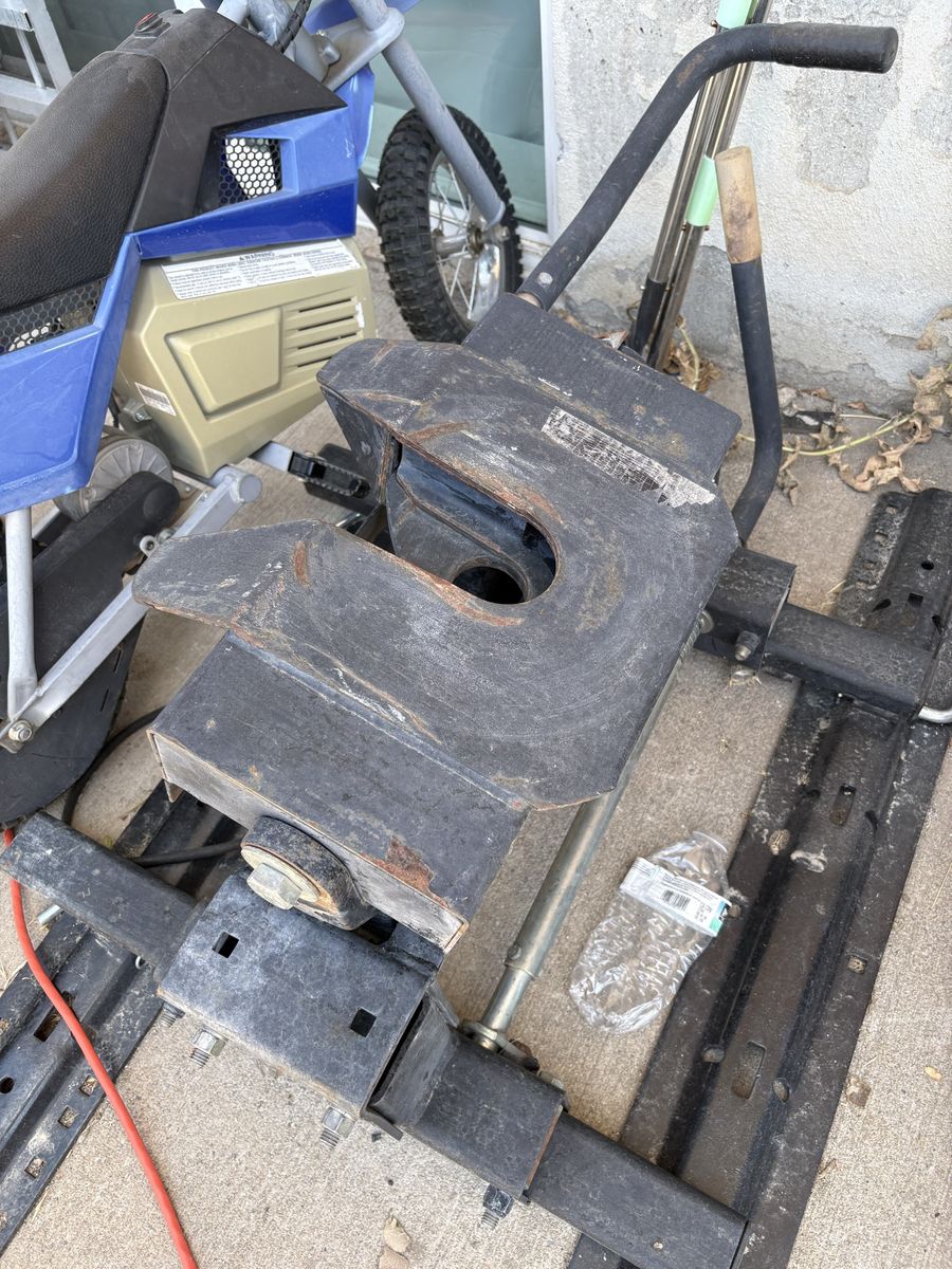 5th Wheel hitch