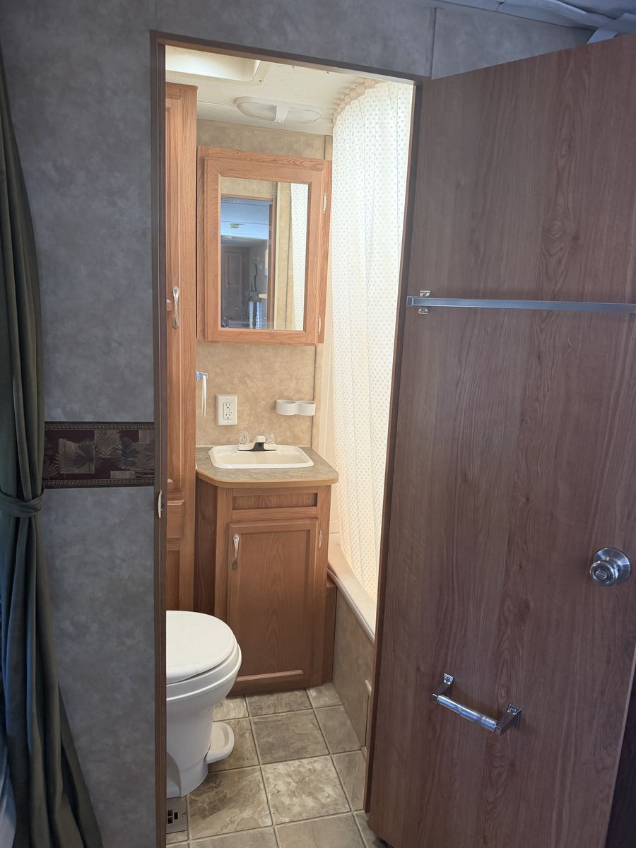 Main image 12