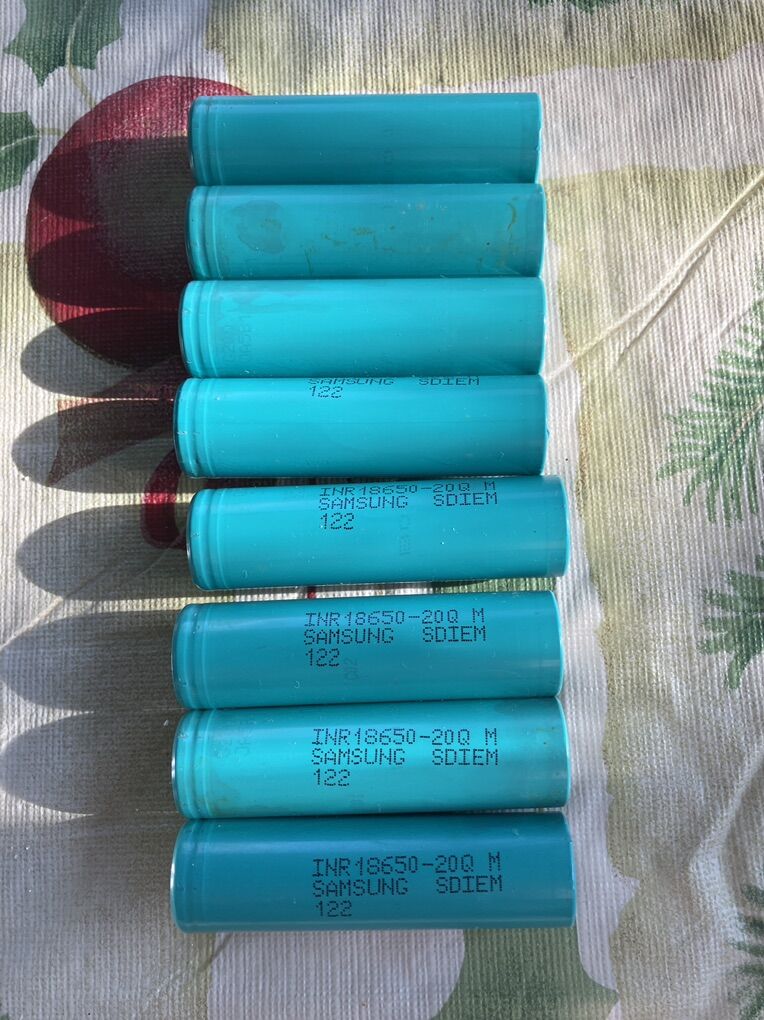 Samsung INR18650-20 Lithium Ion Batteries