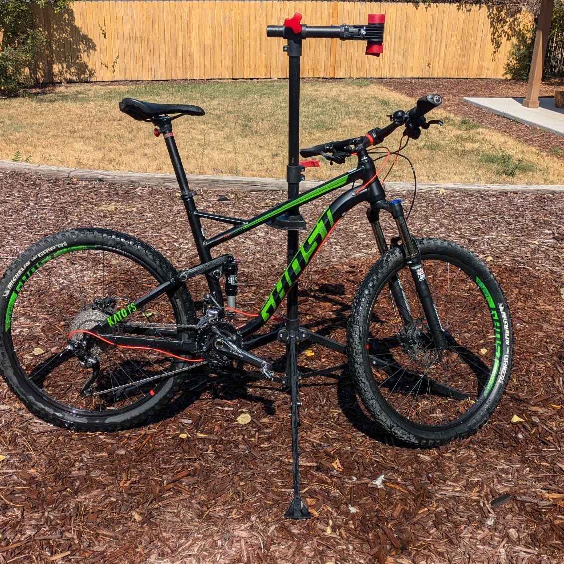 Ghost Mountain bike -large