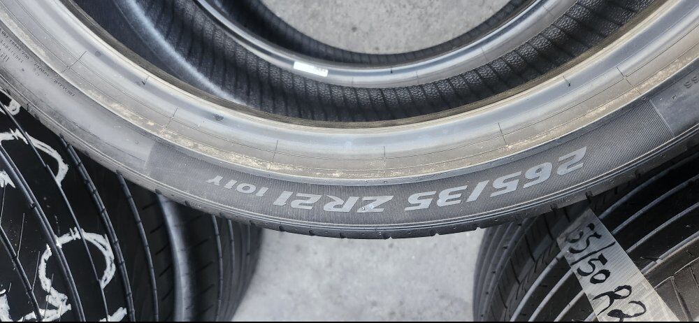 265/35R21 PIRELLI P ZERO