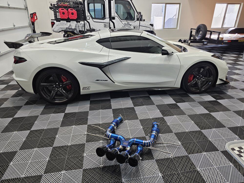 C8 Z06 2023+ Titanium catback exhaust