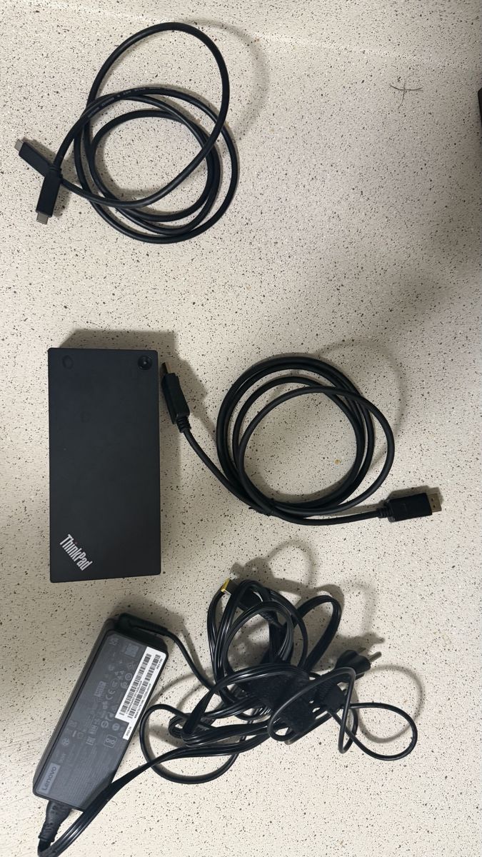 Lenovo ThinkPad Hybrid USB-C with USB-A Dock - Type 40AF - Power Adapter & Cables