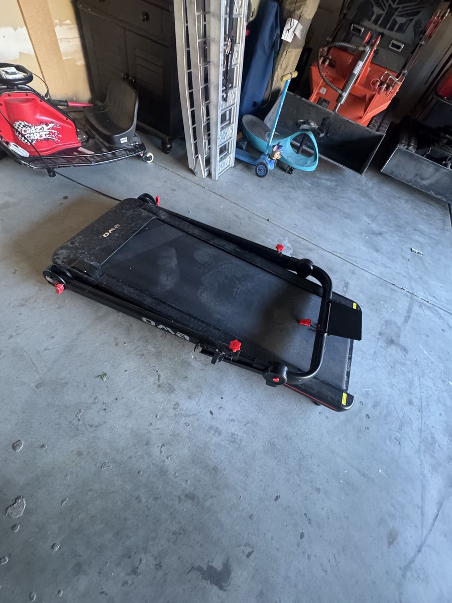 Main image 6