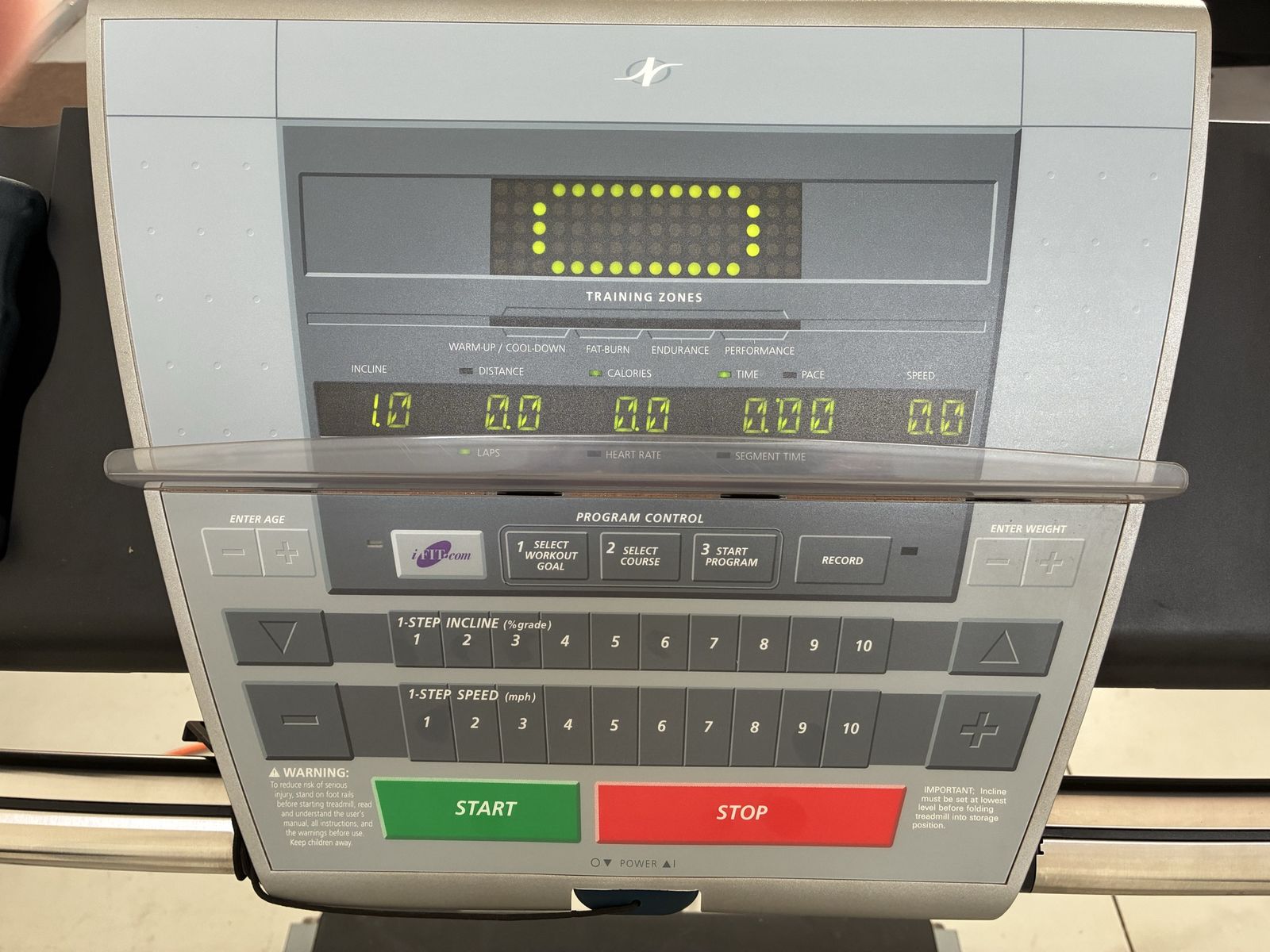 NordicTrack Incline Trainer X7i Treadmill - Multiple Incline Levels, Training Zones