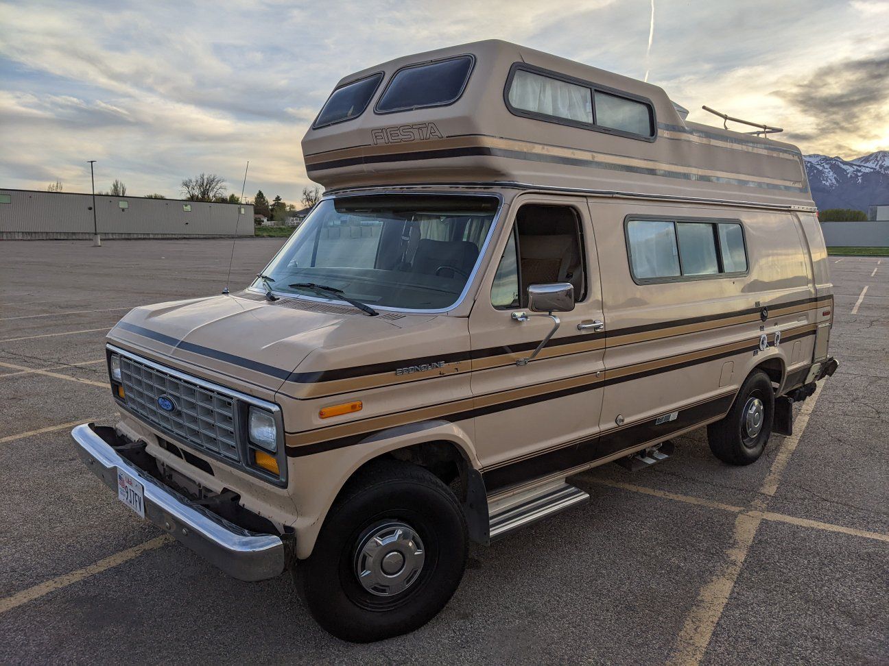 1986 Ford E-250 XL