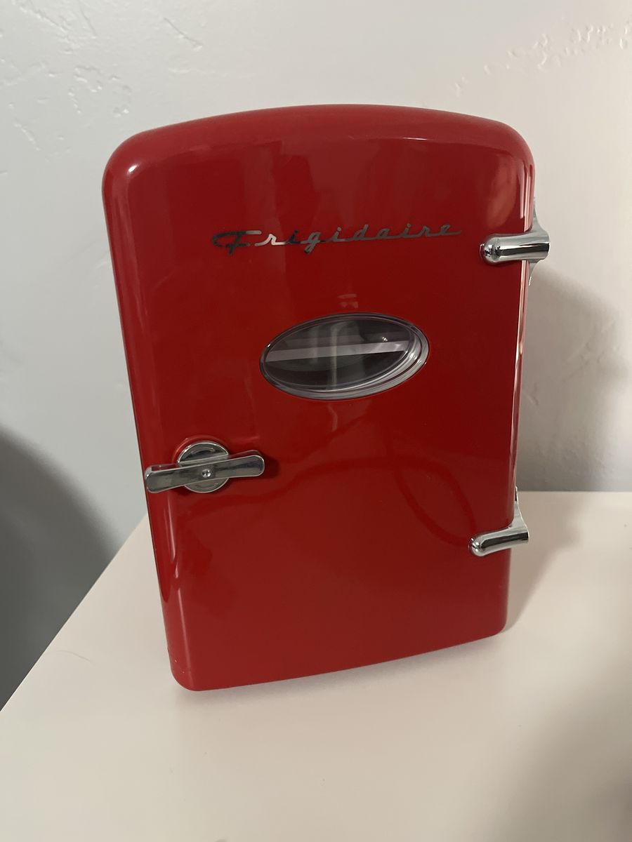Main image 4