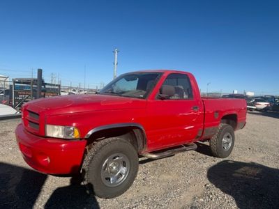 NON-RUNING 2000 RAM 1500 157K MILES
