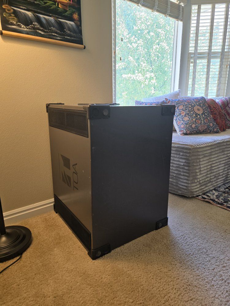15" Commercial Japanese Subwoofer. TOA SDB, 360 watt, 8 ohm