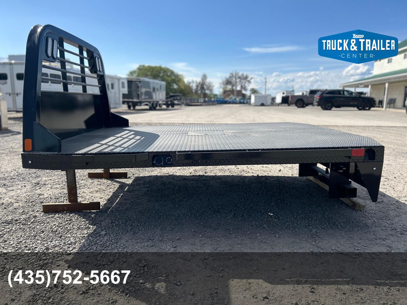 CM RD 8X9'4 Steel Flatbed"