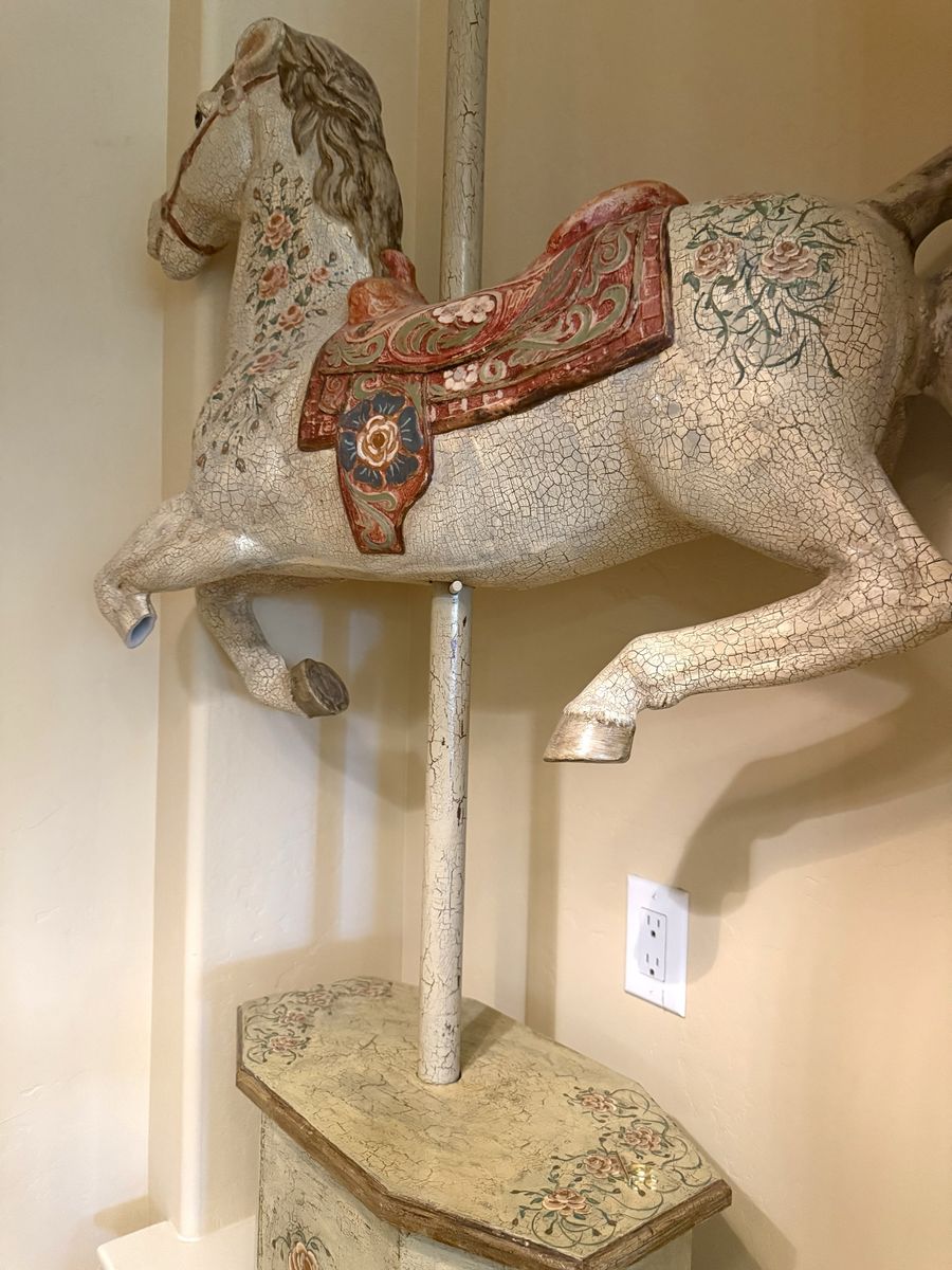 Main image 112