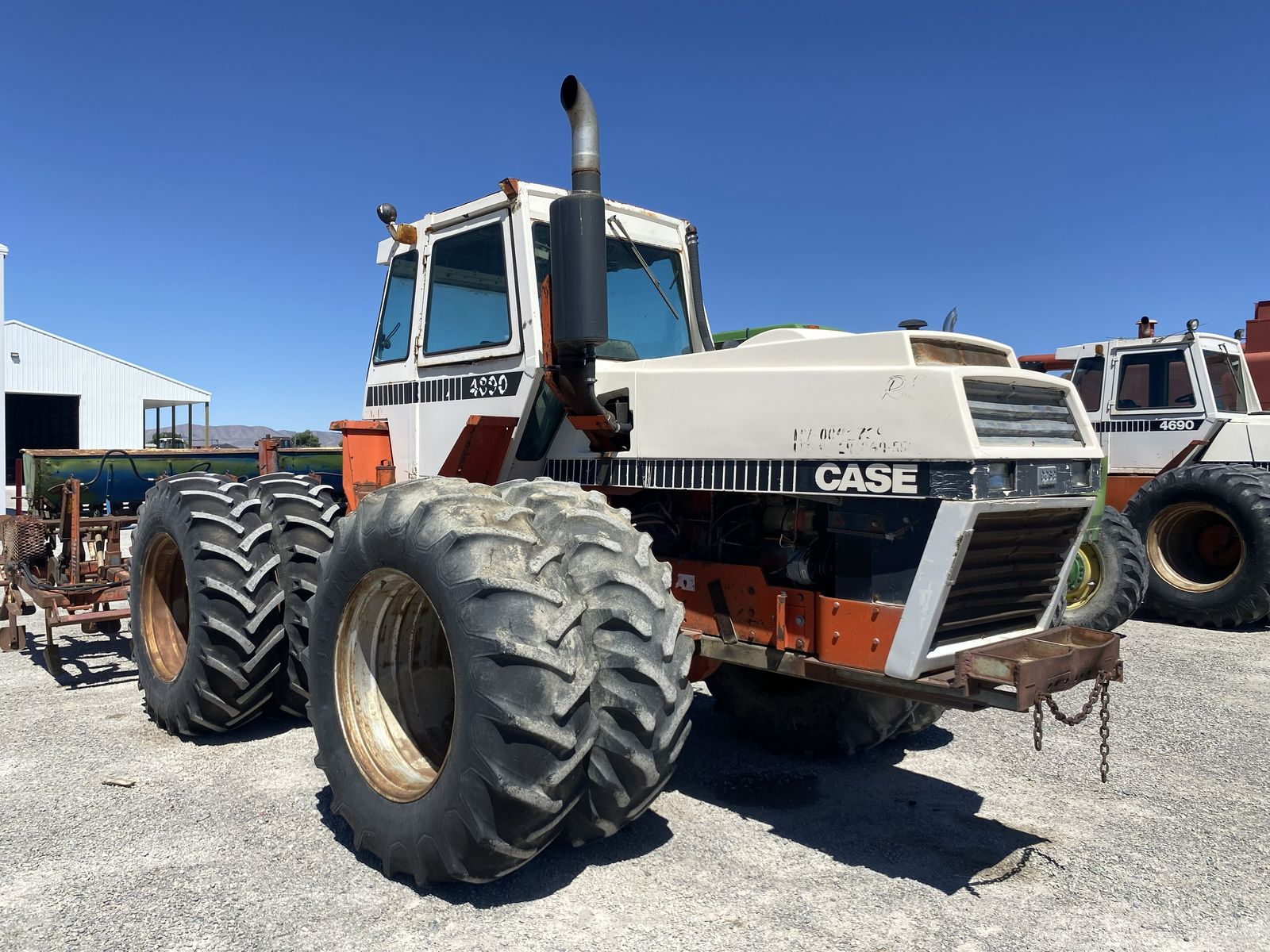 CASE 4890 Tractor CN2988