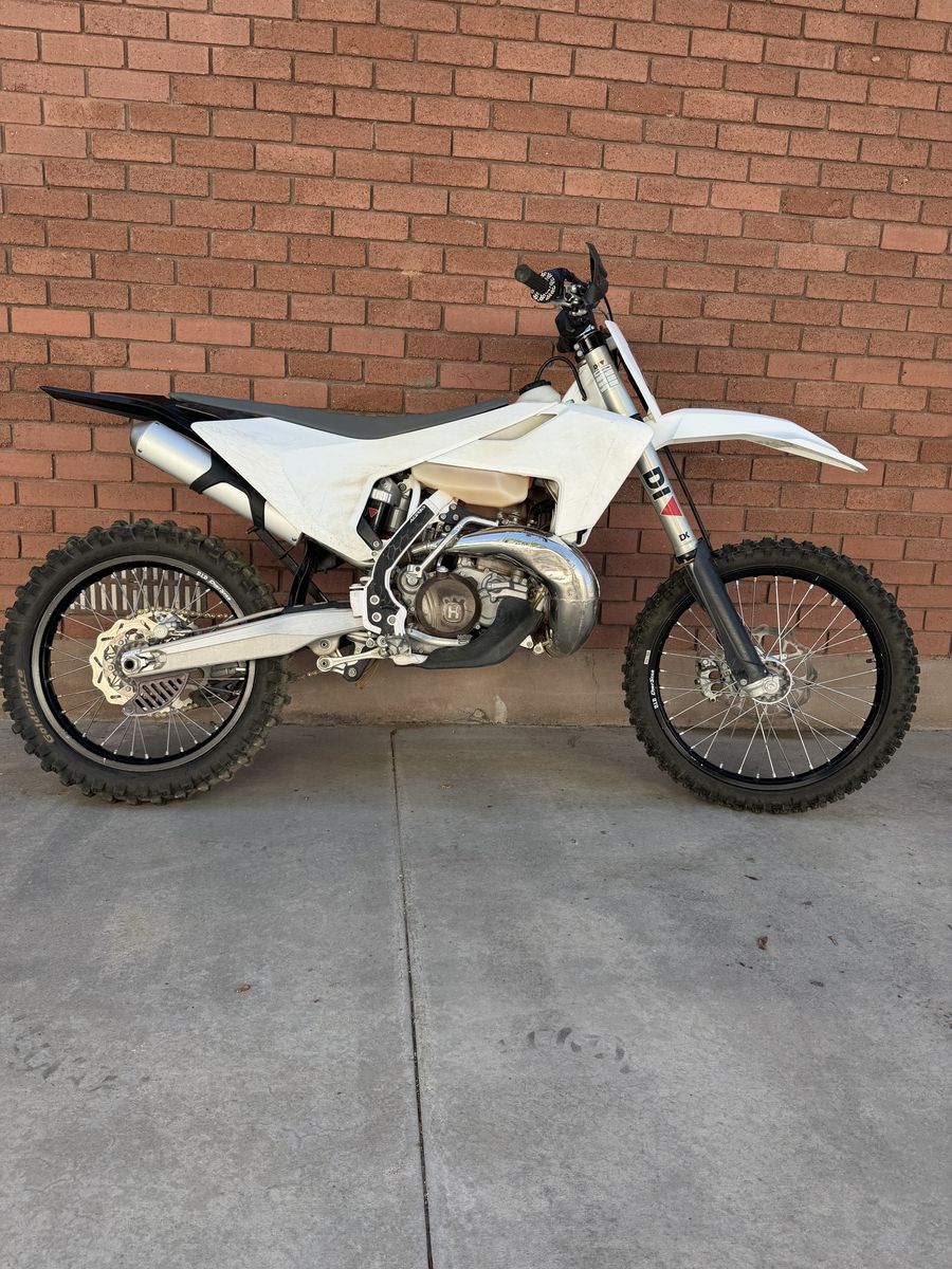 2017 Husqvarna TC 250 (KTM 250 SX) Two Stroke