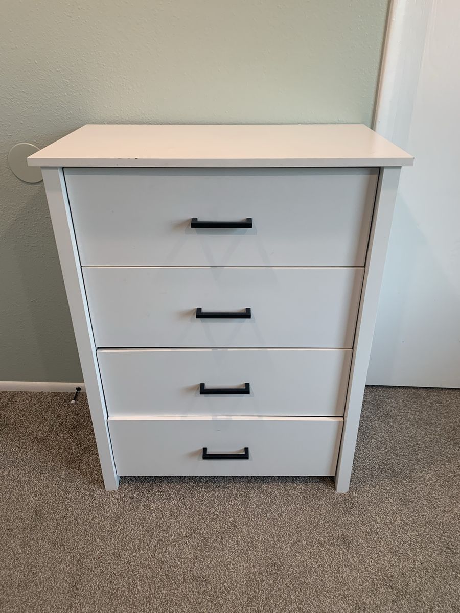 Modern White 4-Drawer Dresser