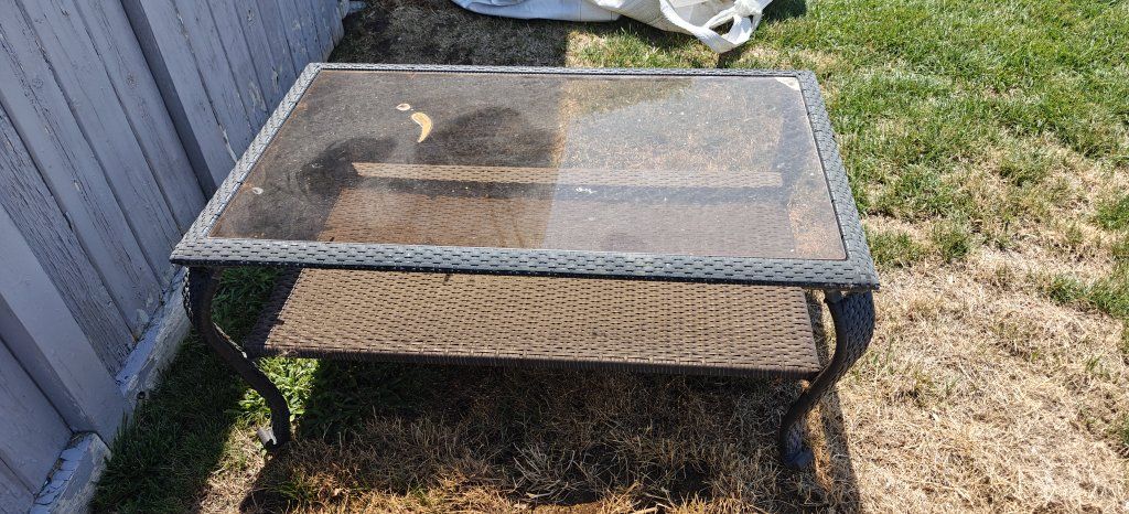 Outdoor Wicker Patio Coffee Table with Glass Top and Lower Shelf