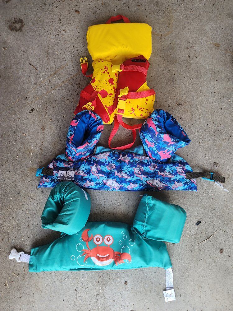 Stohlquist & Speedo Infant/Toddler Life Vest PFD & Swim Trainer Floats Bundle (Used)