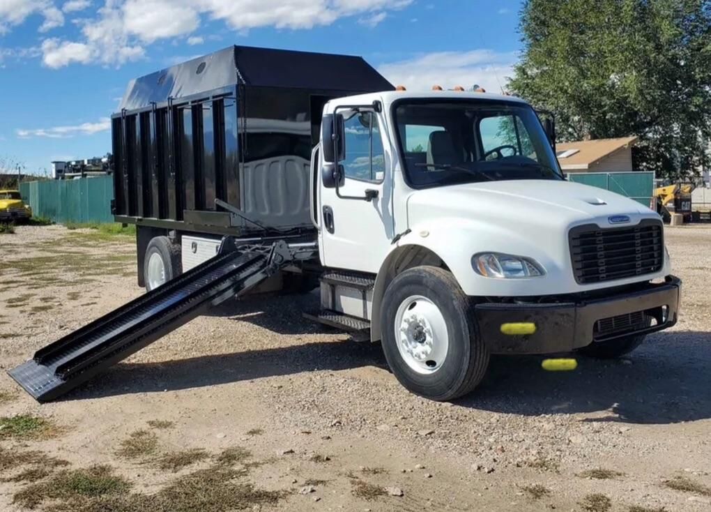 Andrew's Tree Removal