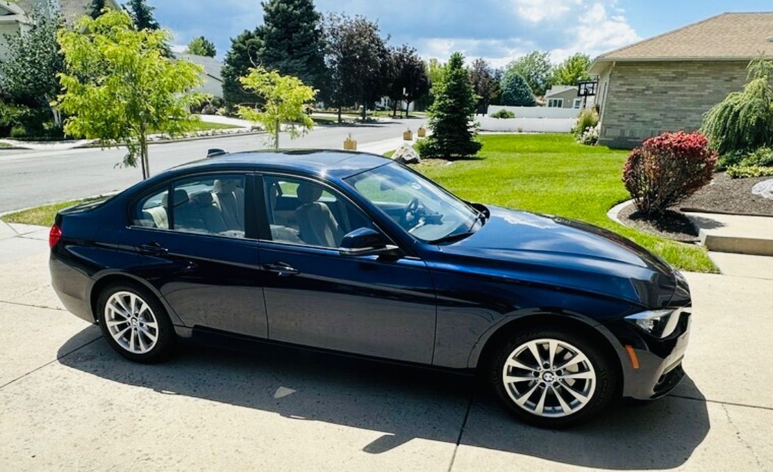 2017 BMW 3 Series 320i xDrive
