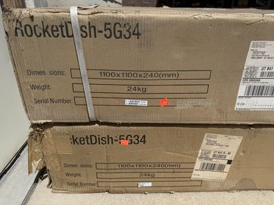 2x Ubiquiti RocketDish RD-5G34 34dBi 5GHz Dish Antennas