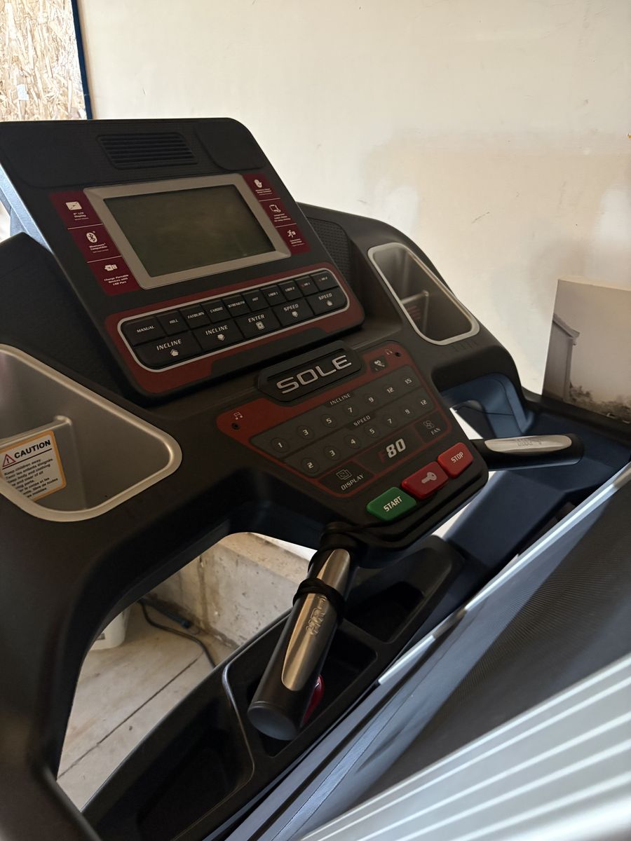 Sole F80 treadmill