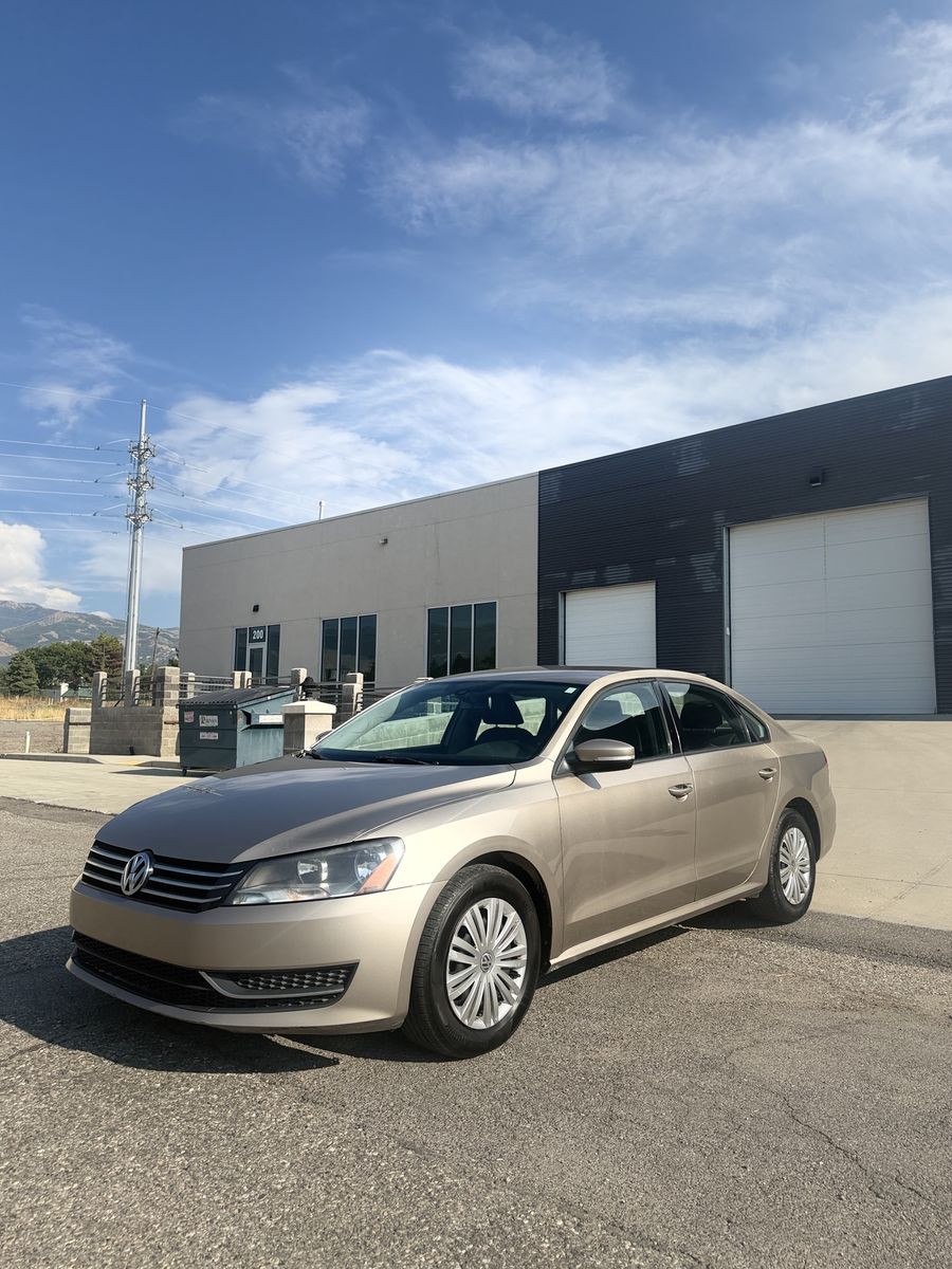 2015 Volkswagen Passat 1.8T S