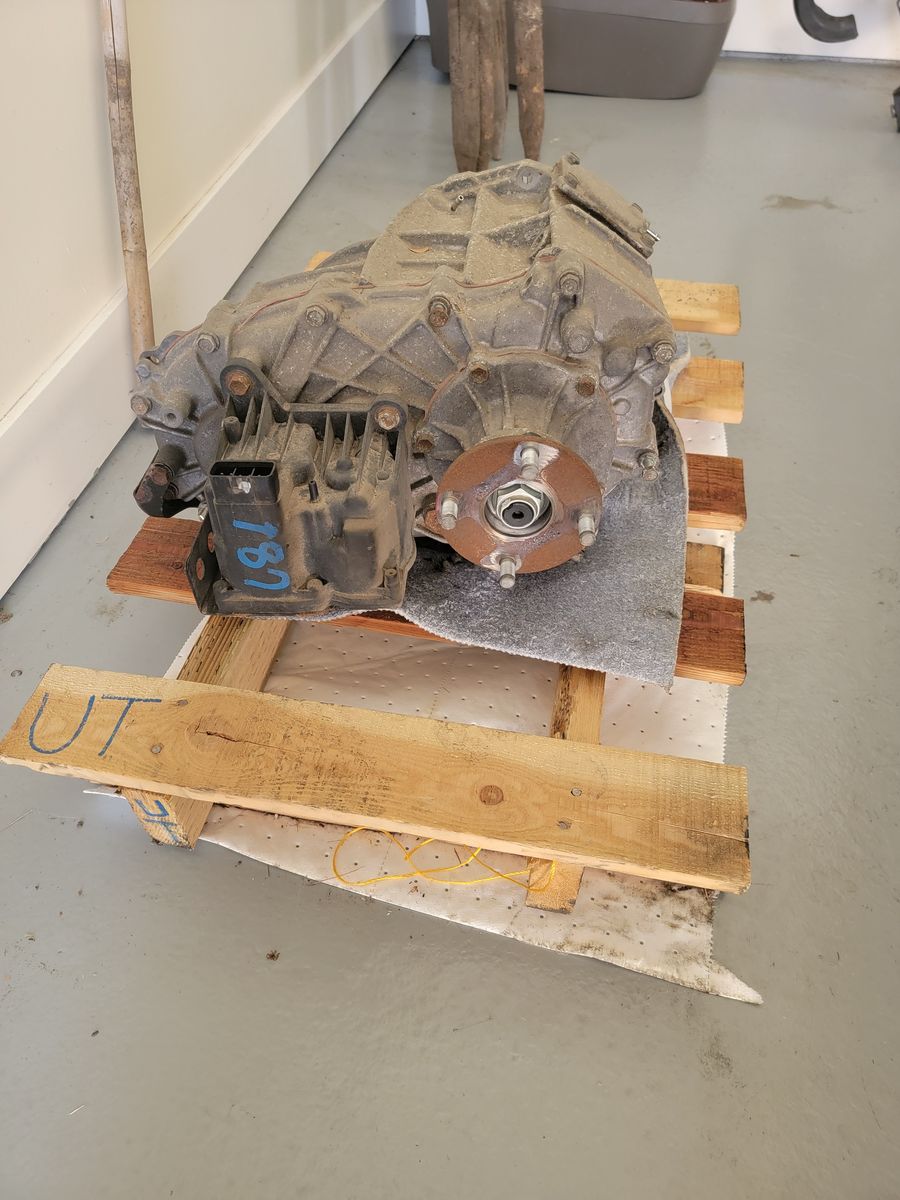 Main image 3