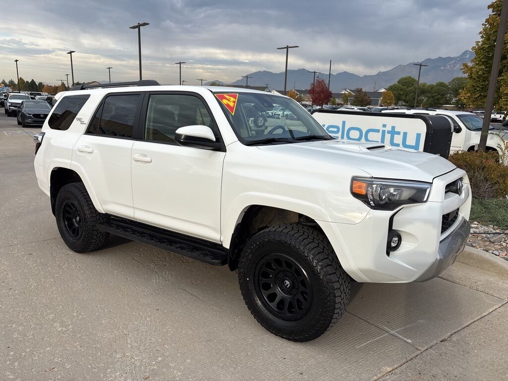2024 Toyota 4Runner TRD Off-Road