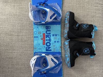 Burton Kids' Grom Snowboard with Bindings & Boots - Blue/Black