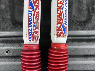 Skyjacker Hydro 7000 shock set