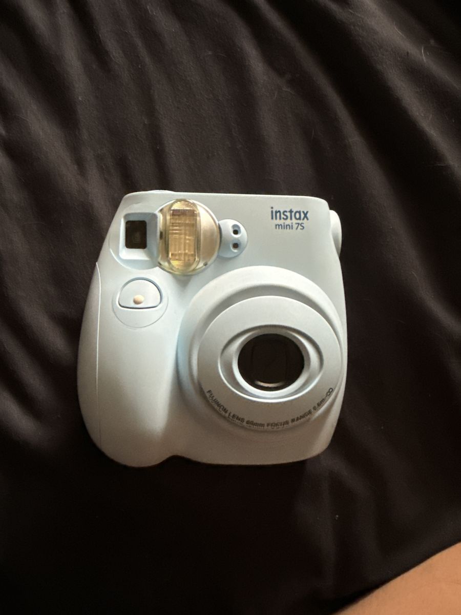 Instax 7s Polaroid Camera