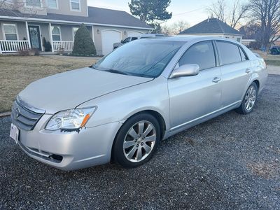 2005 TOYOTA AVALON XLS