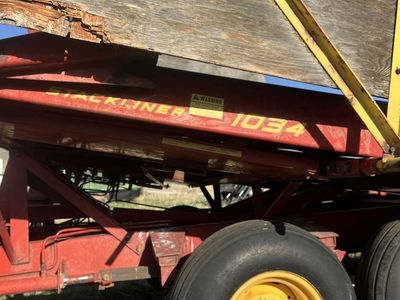New Holland Bale Wagon