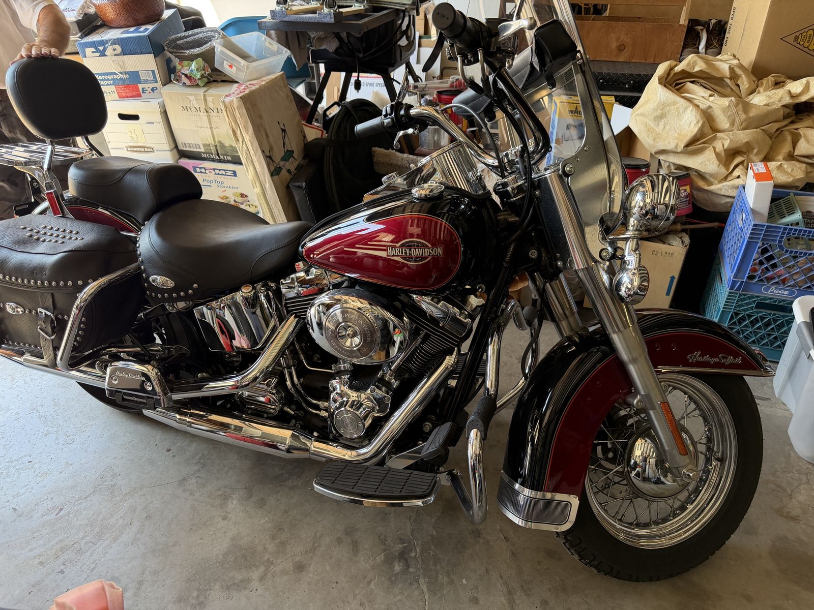 Harley-Davidson Heritage Softail Classic Motorcycle - Red & Black, Studded Saddlebags