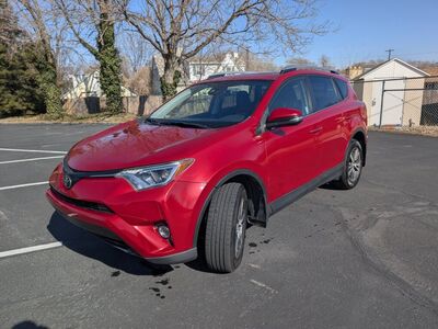 2017 TOYOTA RAV4 XLE