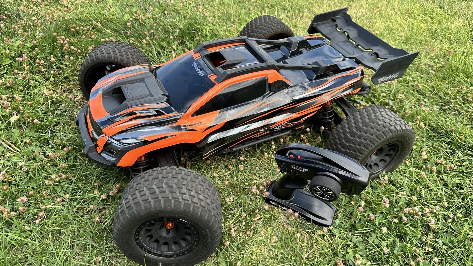 Traxxas XRT 1/5 Scale 4X4 Monster Truggy 
