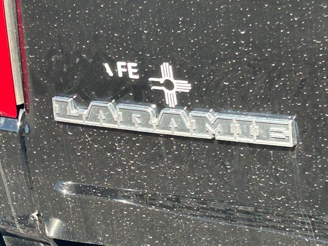 Main image 6