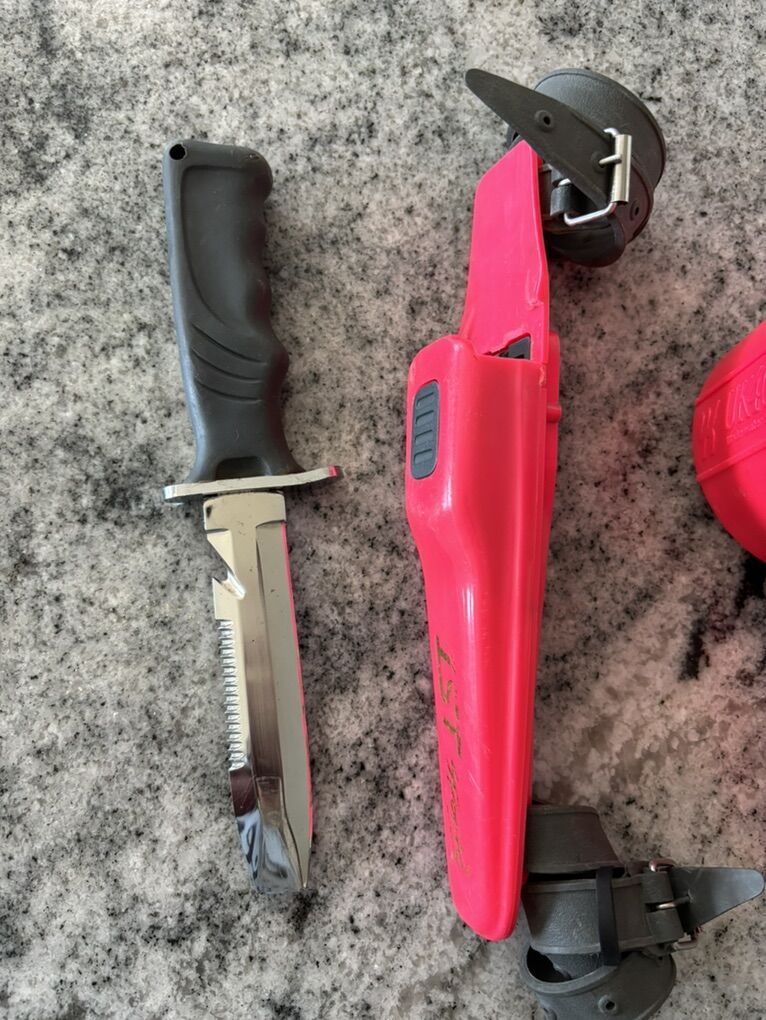 Scuba Night Dive Light & Dive Knife