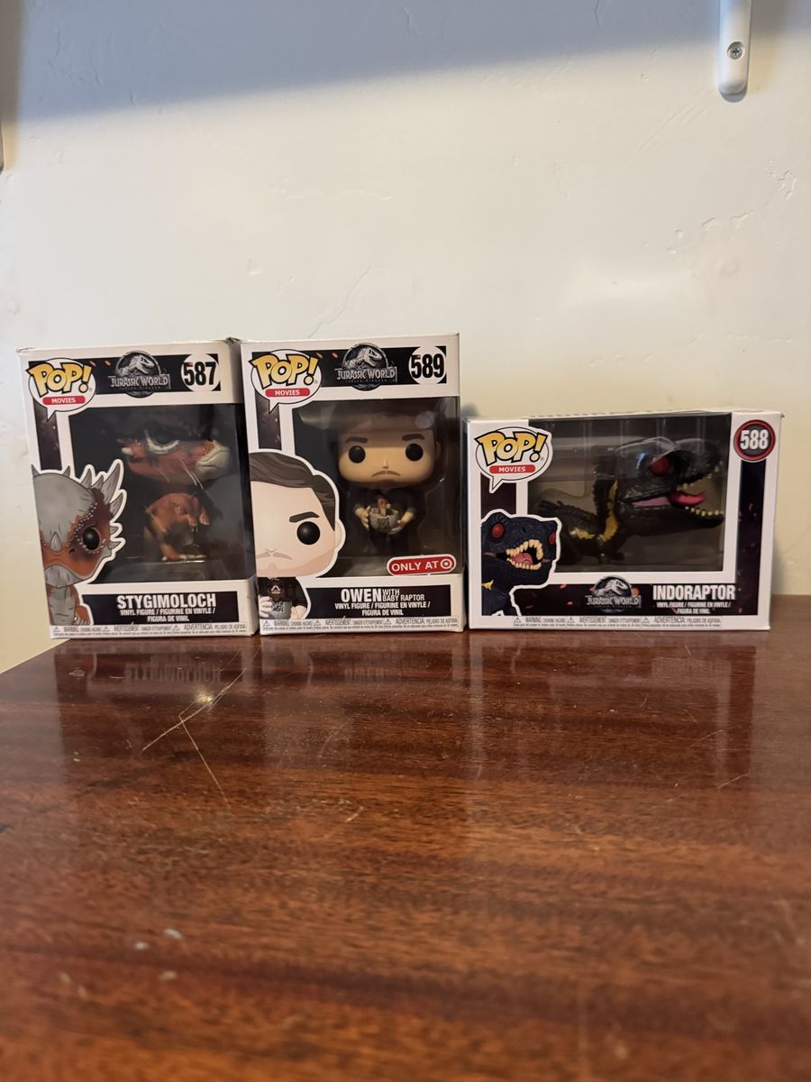 JURASSIC WORLD FUNKO POPS