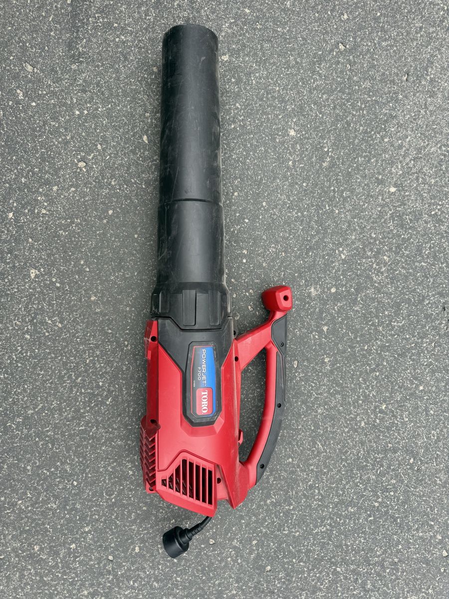 Toro PowerJet F700 Corded Electric Leaf Blower, Used
