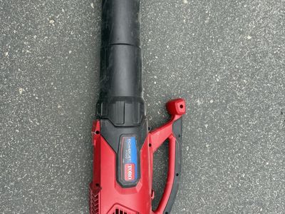 Toro PowerJet F700 Corded Electric Leaf Blower, Used