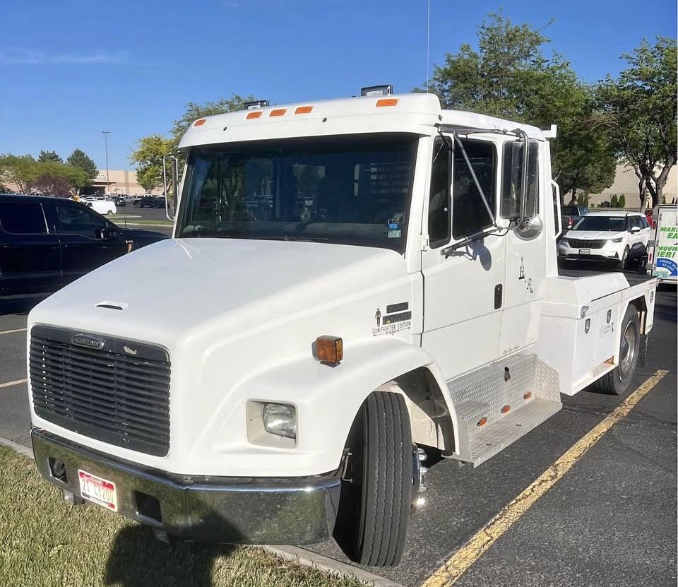 2001 Freightliner FL60 Crew Cab Hauler Truck - Cat 3126, 6-Speed Manual, 99k Miles