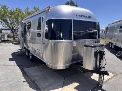 2025 Airstream Flying Cloud