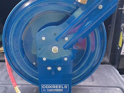 retractable air hose reel