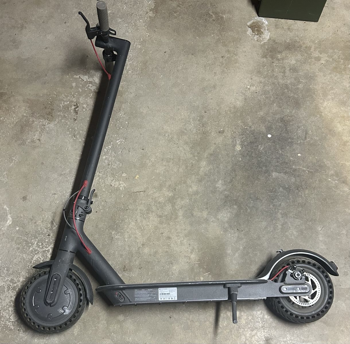 Xiaomi Electric Scooter with Charger