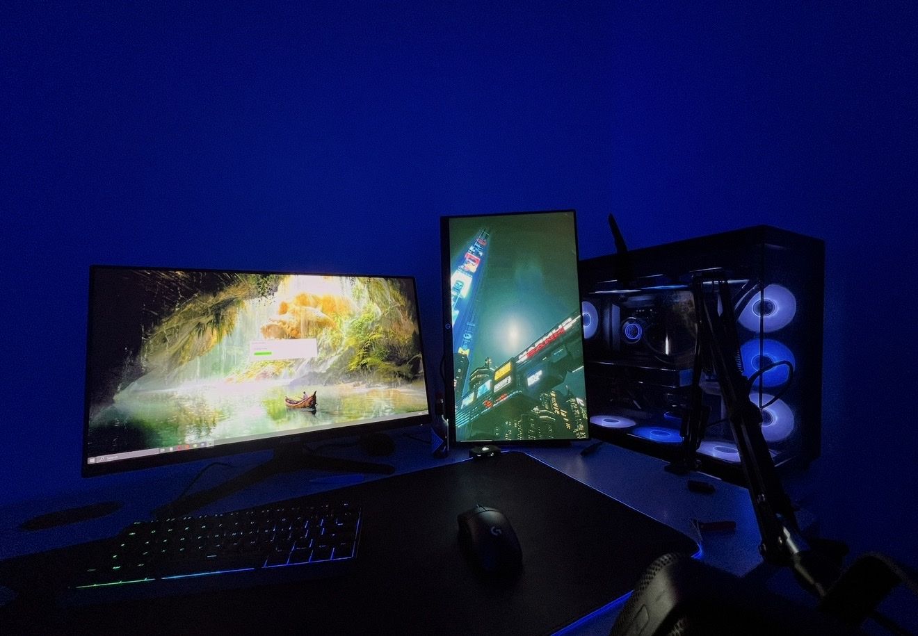 Gaming monitors